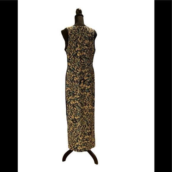 `````````````````````````````````````````` - Picture 2 of 11